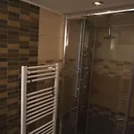 School Apartment - Your Unique Place In Prague By Metro Vysehrad